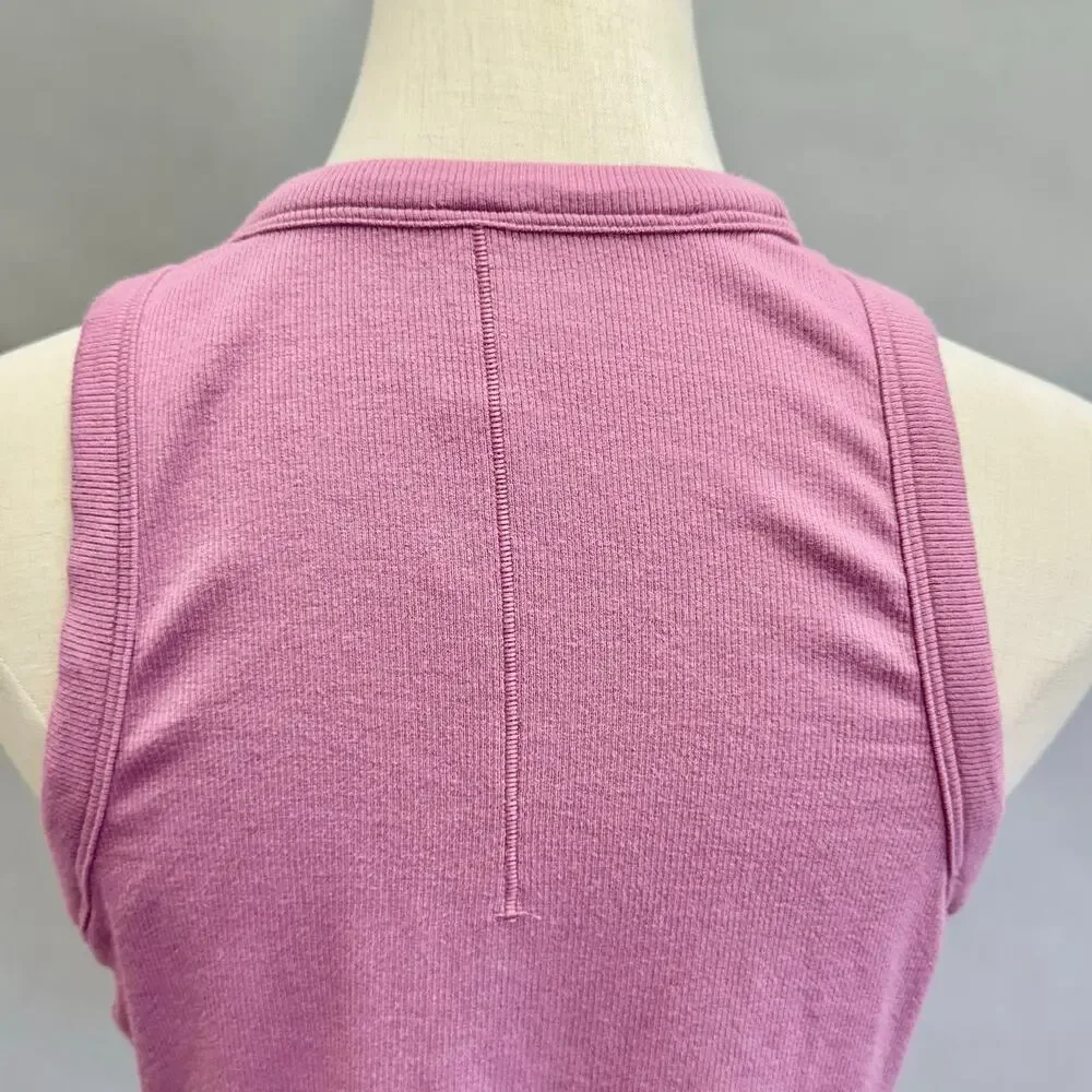 Lululemon Hold Tight Cropped Ribbed‎ Tank Top in Velvet Dust-pink Size 10